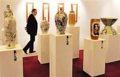 瓷上敦煌中國陶瓷藝術曾展于法國盧浮宮