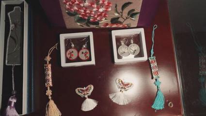 抽、拉、雕，指間生輝 浦東非遺編織溫暖與文化傳承